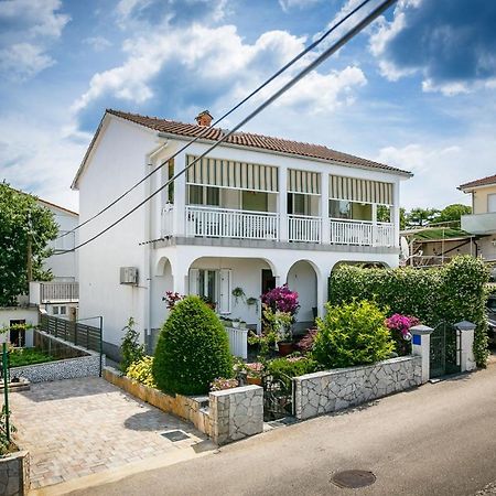 Apartment Near The Sea Judita Malinska Exterior foto